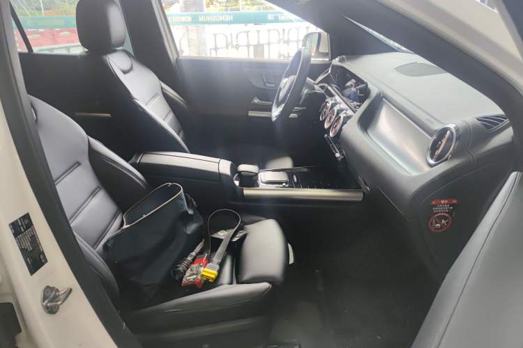 Used Mercedes-Benz EQA 2022 EQA 300 4MATIC Launch Edition
