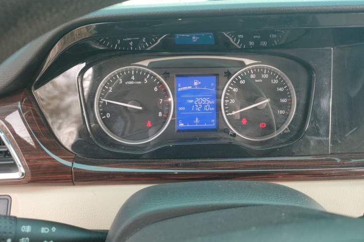 Used Kuayue Kuayue Xing V3 2022 1.5L Gasoline Comfort-Grade 5-Seater Passenger Vehicle JL473QH