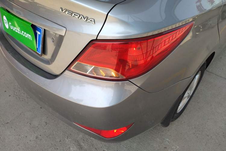 Used Hyundai Verna (older generation) 2014 1.4L Automatic Smart GLS Exterior 6