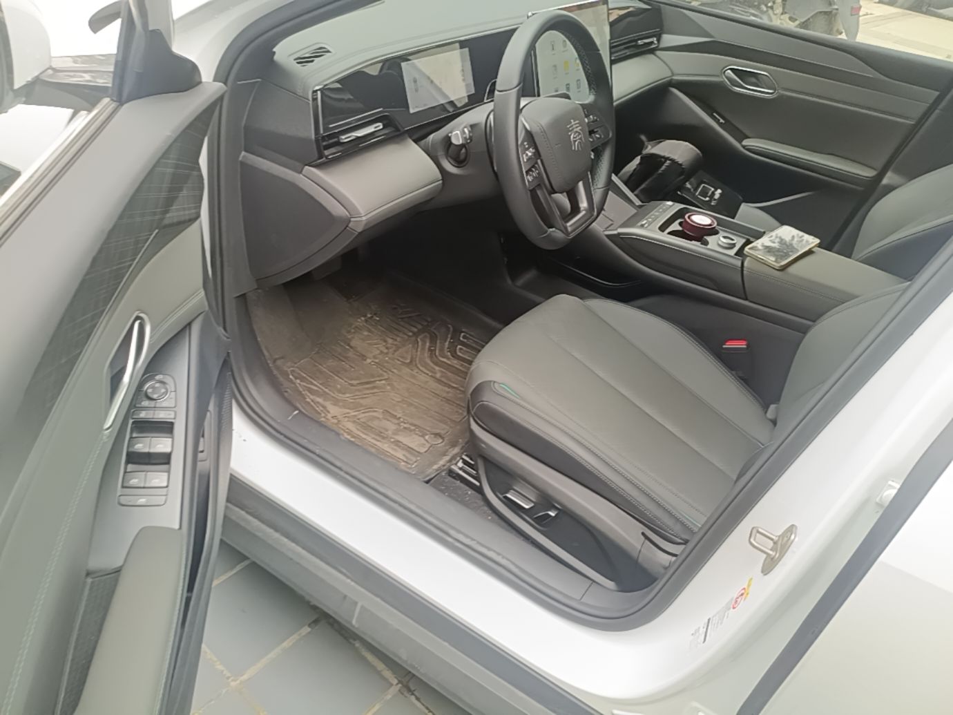 BYD Qin L 2025 EV 545KM Cloud Suspension Edition — снимка 18
