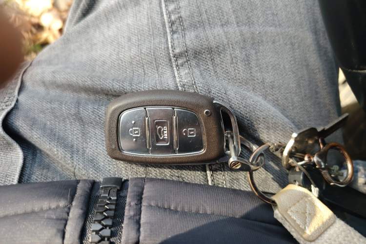 Used Hyundai Tucson 2015 1.6T Dual-Clutch Two-Wheel-Drive Leading Model
