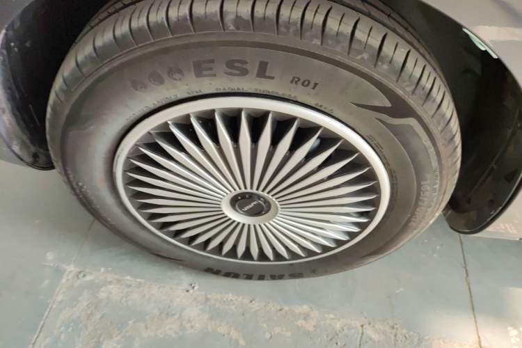 Used CHANGAN NEVO Lumin 2024 205km Launch Edition
