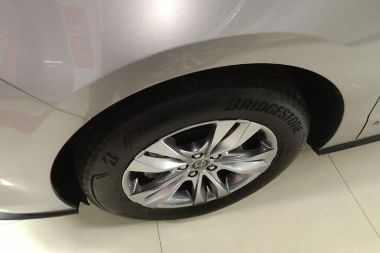 Used Toyota SIENNA 2024 2.5L Hybrid Four-Wheel Drive Prestige Edition