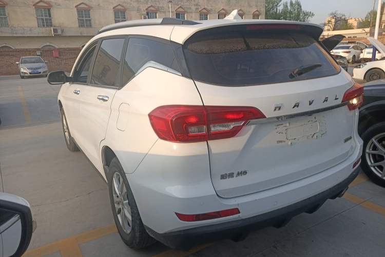 Used Haval M6 2018 1.5T Manual Two-Wheel Drive Elite Model Exterior 2