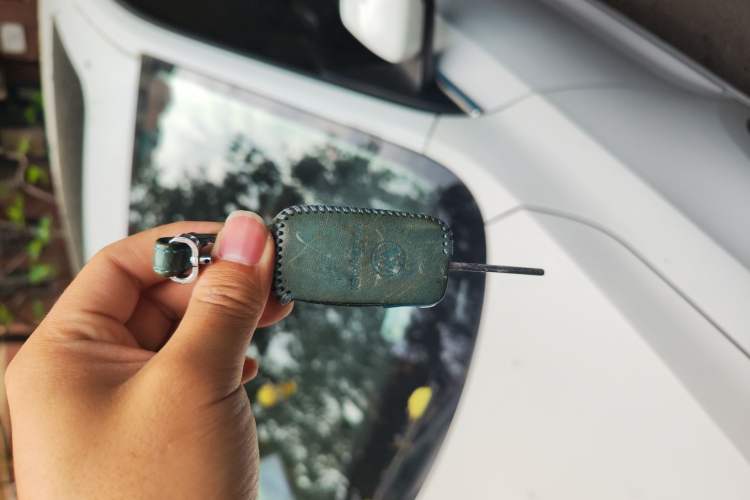 Used Volkswagen Sagitar 2017 1.6L Automatic Comfort Model Vehicle Key