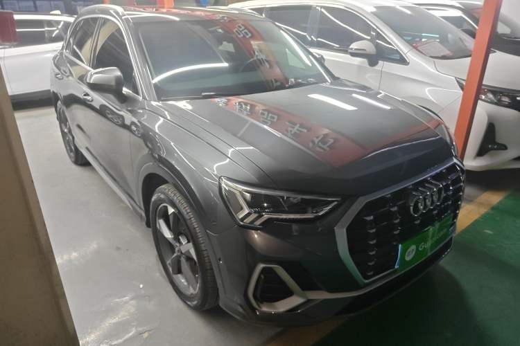 Used Audi Q3 2021 35 TFSI Fashion Dynamic Model Exterior 1