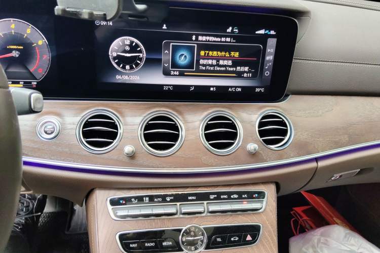 Used Mercedes-Benz E-Class 2020 E 300 L Stylish Model Audio And AC Panel