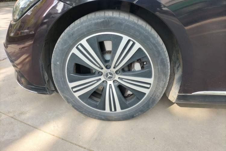 Used Mercedes-Benz EQE 2022 350 Luxury Edition Exterior 4