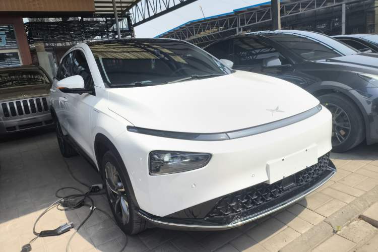 Used XPeng G3 2022 G3i 520N+ Front Right 45 Deg