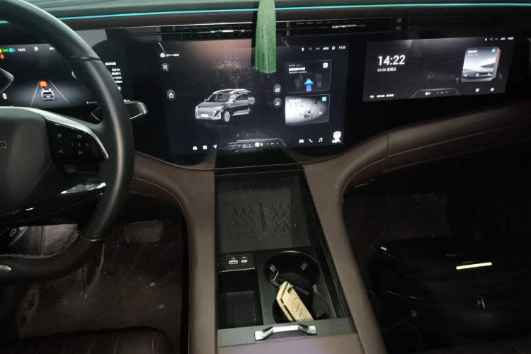 Used EXEED Lanyue 2023 400T Two-Wheel Drive Starry Edition 7-Seater