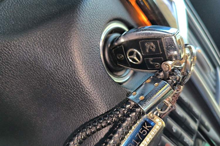 Used Mercedes-Benz E-Class 2012 E 200 L CGI Elegant Model Vehicle Key