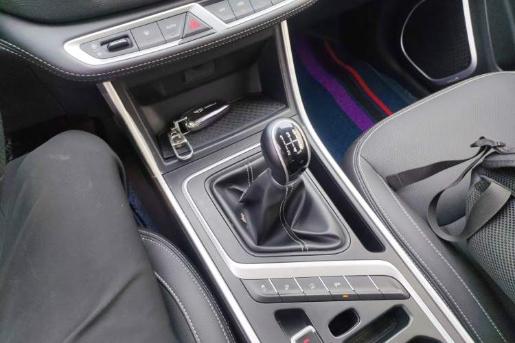 Used Geely Auto Vision X6 2018 1.8L Manual 4G Connect Luxury Edition Gear Lever