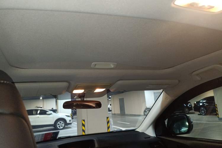 Used Honda CR-V 2013 2.4L two-wheel drive luxury version
