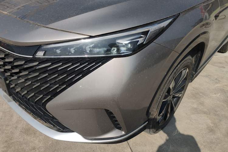 Used Roewe RX5 2023 1.5T Luxury Sliding-Screen Version
