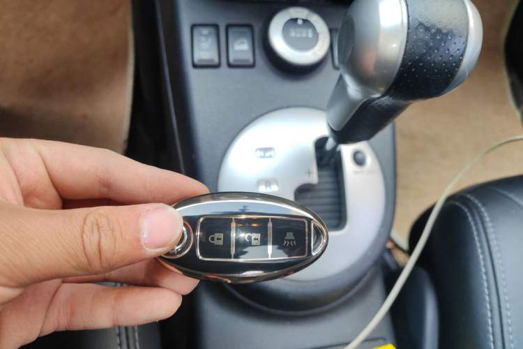 Used Nissan X-Trail 2012 2.5L CVT Luxury Edition 4WD Vehicle Key