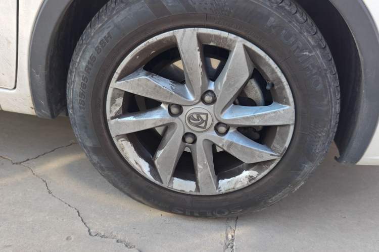 Used Baojun 310W 2017 1.5L Manual Fashion Model China V
