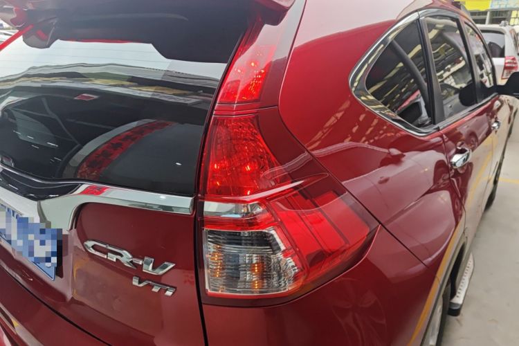 Used Honda CR-V 2015 2.4L four-wheel drive luxury version