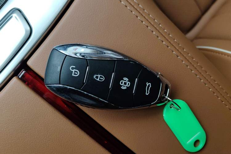 Used Hongqi H9 2022 2.0T Smart Connect Flagship Edition