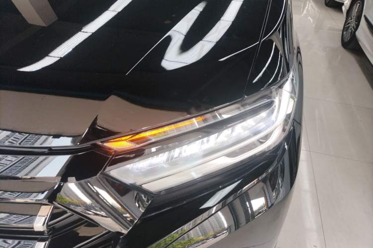 Used Honda Elysion 2022 2.0L eHEV Luxury Edition