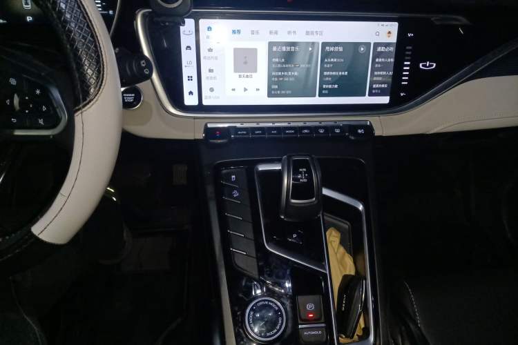 Used Geely Auto Emgrand X7 Sport 2022 Boyue X 1.8TD DCT Smart Model Audio And AC Panel