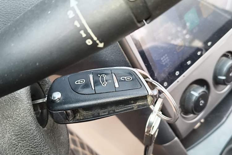 Used Peugeot 408 2011 1.6L Manual Comfort Edition
