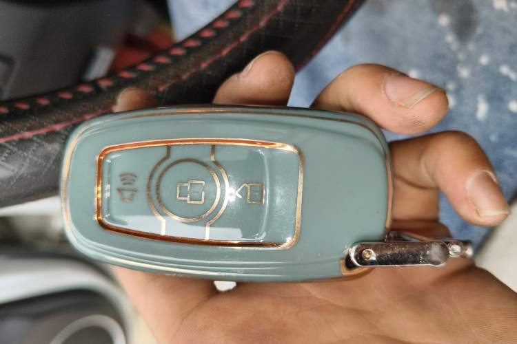 Used Haval H6 2016 Upgraded Model 1.5T Manual Two-Wheel Drive Elite Version