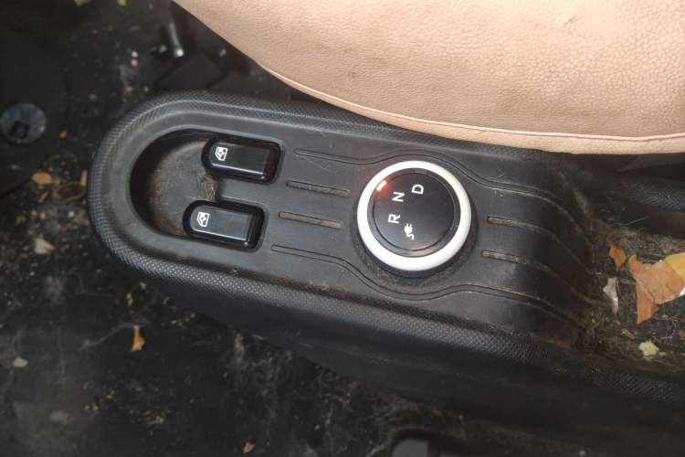 Used Wuling Hongguang MINIEV 2022 Easy Version Lithium Iron Phosphate
