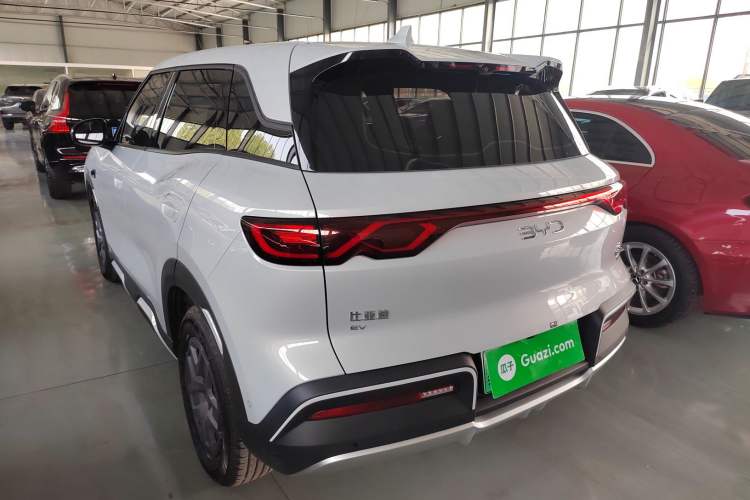 Used BYD Yuan UP 2025 Intelligent Driving Version 401 KM Dynamic Edition Rear Left 45 Deg