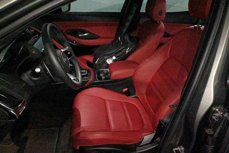 Used Jaguar E-PACE 2024 All-New R-DYNAMIC S Sport Edition