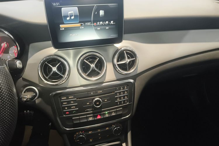 Used Mercedes-Benz CLA 2015 CLA 220 4MATIC Audio And AC Panel