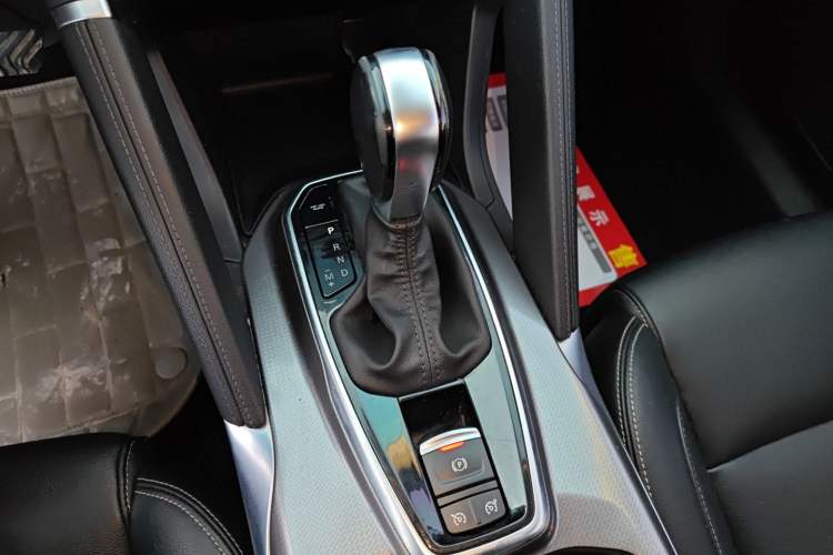 Used Renault Koleos 2018 2.0L Two-Wheel-Drive Luxury Edition