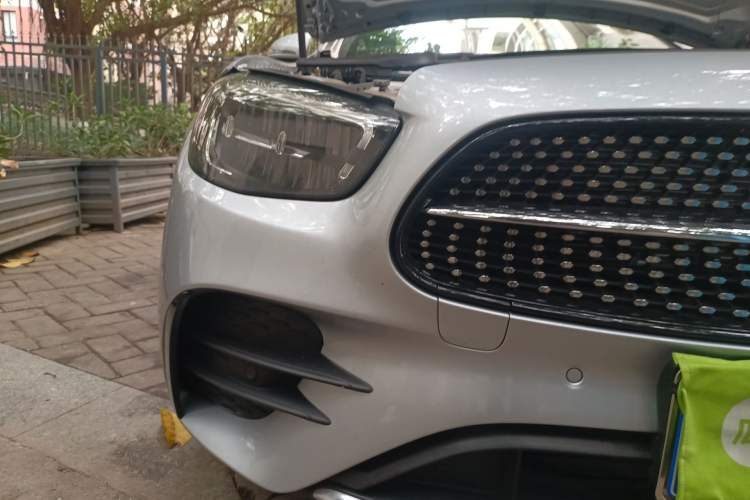 Used Mercedes-Benz E-Class 2021 E 300 L Sporty and Stylish Model Right Front Headlight