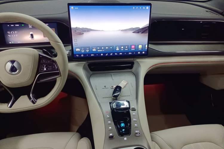 Used Denza N7 2024 702 Smart Drive Pro Edition
