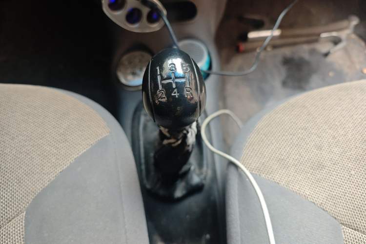 Used Baojun Lechi 2012 Revised Version 1.0L Manual P-TEC Comfort Type