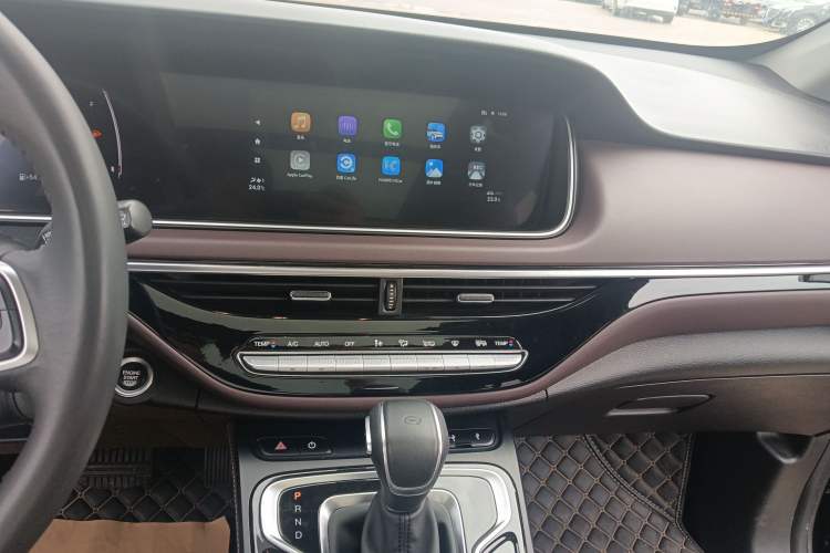 Used GAC Trumpchi M6 2021 270T DCT Luxury Edition (6-seater) Audio And AC Panel