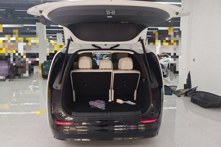 Used Li Auto MEGA 2025 Home Family Special Edition