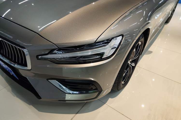 Used Volvo S60 2022 B4 Zhiyi Luxury Edition
