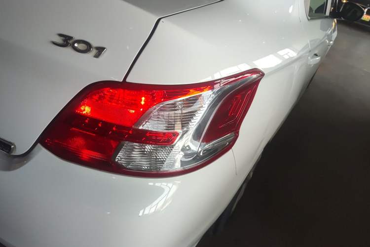 Used Peugeot 301 2016 1.6L Automatic Comfort Edition
