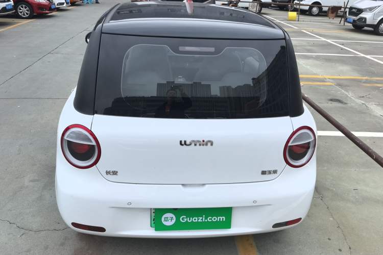 Used CHANGAN NEVO Lumin 2024 301km Orange Wind Edition