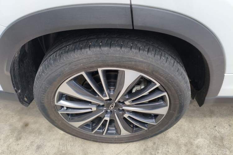 Used Chery Tiggo 8 PRO 2024 Champion Edition 390T Two-Wheel Drive Peak Version 5 Seats
