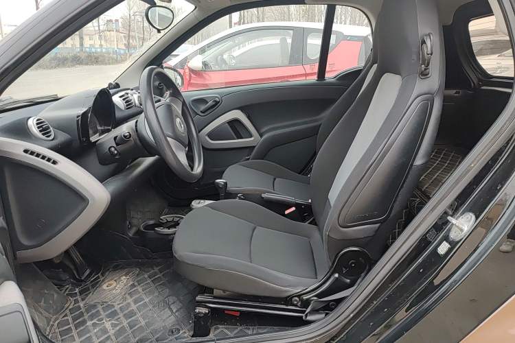 Used smart fortwo 2015 1.0 MHD New Year Special Edition