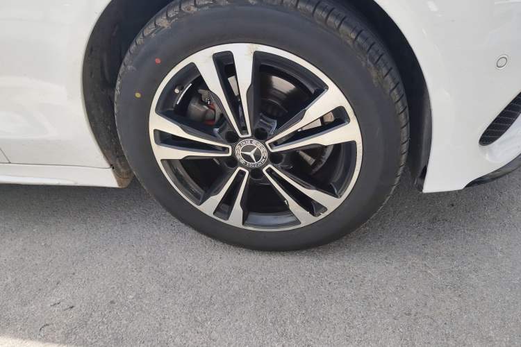 Used Mercedes-Benz C-Class 2017 Restyled C 200 Sport Edition
