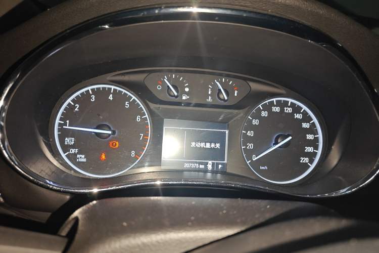 Used Buick Encore 2016 18T Automatic Two-Wheel Drive Urban Elite Model Instrument Cluster