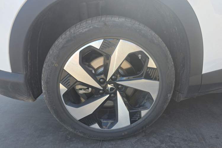 Used ARCFOX Alpha T5 2024 520 PRO Right Rear Wheel Hub