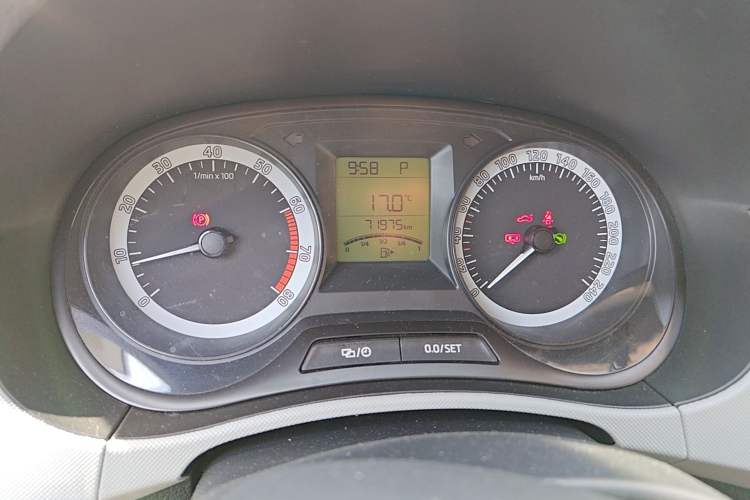 Used Skoda Fabia 2017 1.4L Automatic Car Enjoy Edition