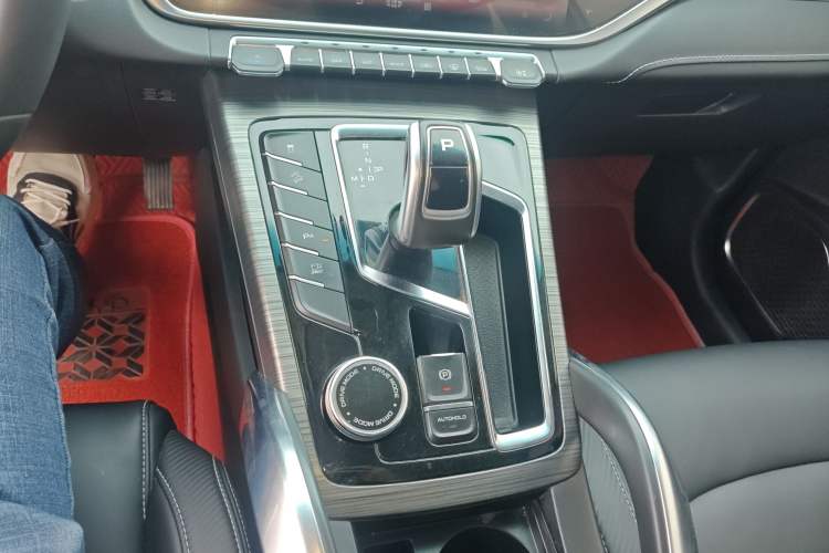 Used Geely Auto Emgrand X7 Sport 2020 1.8TD DCT Smart PRO Gear Lever