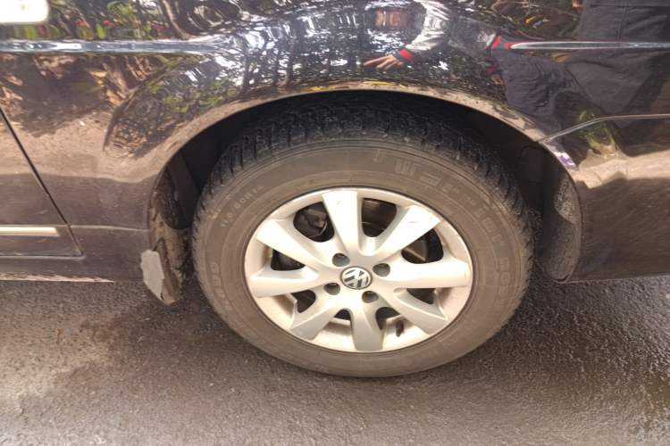 Used Volkswagen Santana Vista 2008 1.8L Manual Sishang Model Right Front Wheel Hub