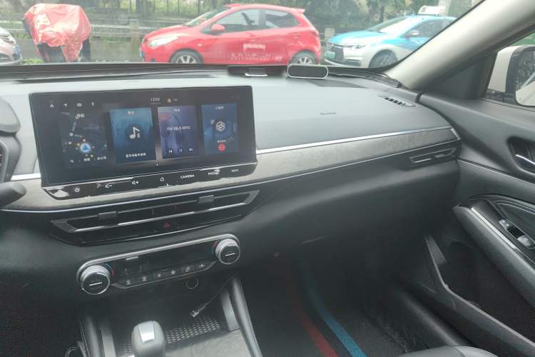 Used Nissan Teana 2022 2.0L XL-TLS Enjoyment Edition
