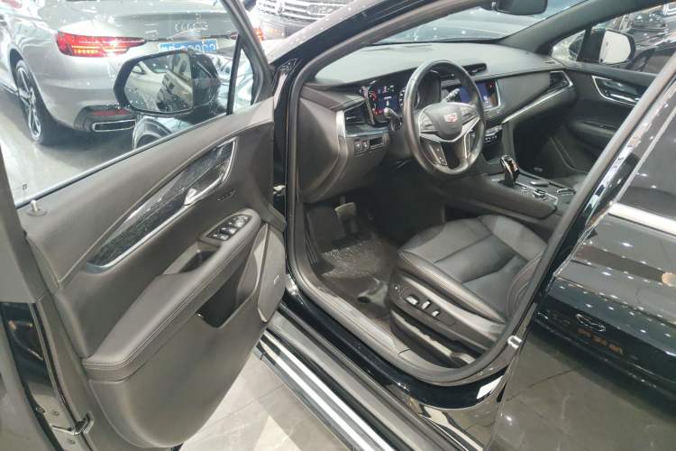 Used Cadillac XT5 2023 2.0T Two-Wheel-Drive Fashion Edition Driver Seat