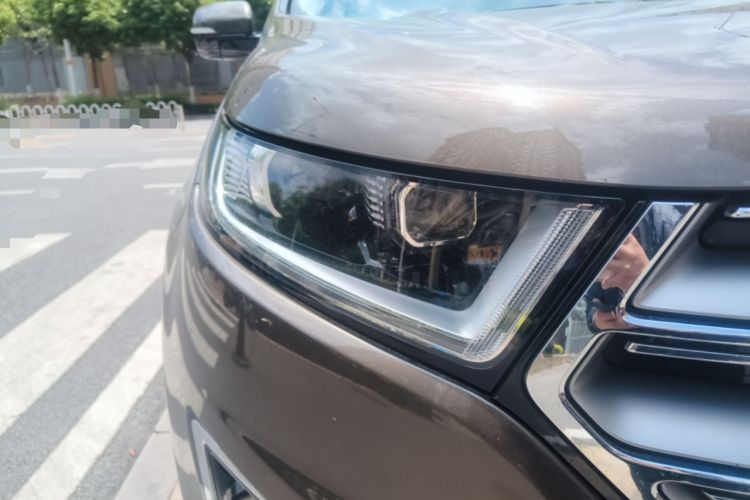 Used Ford Edge 2015 2.0T GTDi Four-Wheel Drive Prestige Model Right Front Headlight